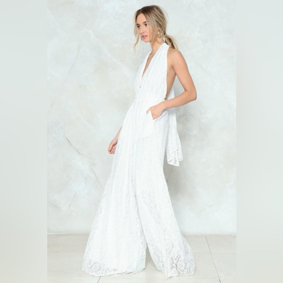 Lace Your Fears Wide-Leg Halter Maxi Jumpsuit – Size 6- - Picture 8 of 15